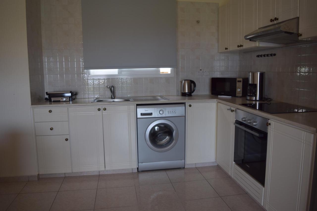 Eden Heights Sea View Apartment 203 - By Imh Travel & Tours Paphos ภายนอก รูปภาพ